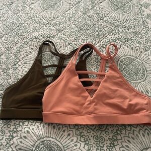 2 grid Zyia sports bras. Great condition. Peach and army green.